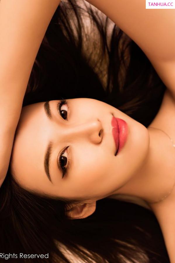 郑颖姗  [XiuRen]高清写真图 2020.10.29 No.2712 郑颖姗第39张图片